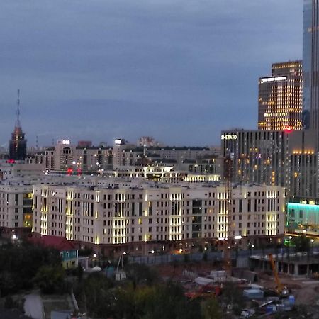 Жк Sauran Towers Comfort Asztana Kültér fotó