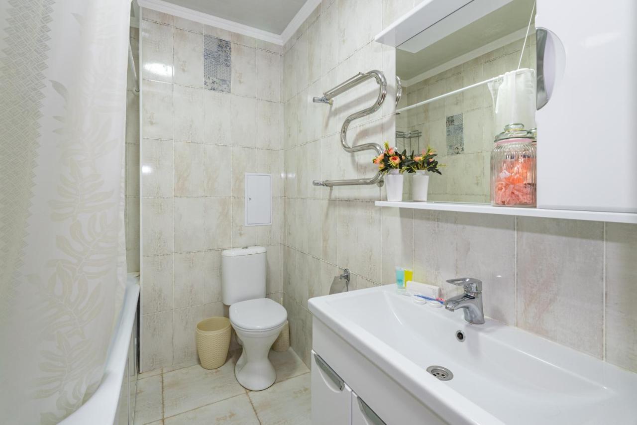 Жк Sauran Towers Comfort Asztana Kültér fotó