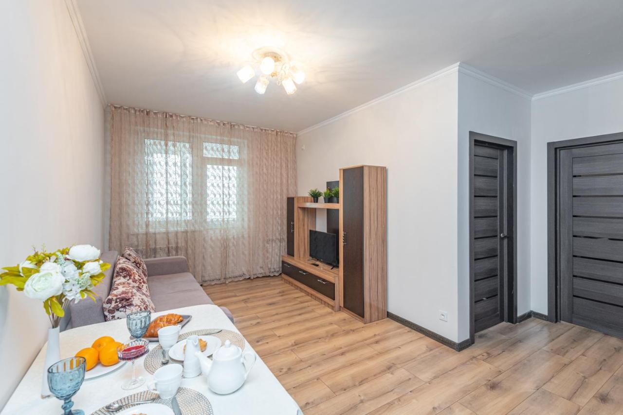 Жк Sauran Towers Comfort Asztana Kültér fotó
